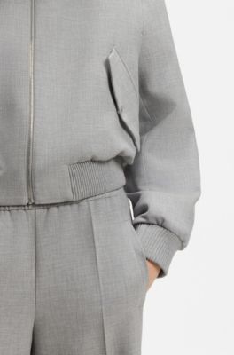 Regular fit bomberjacka i melerad stretchig twill, Ljusgr&aring;