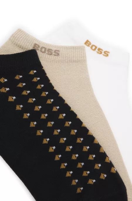 Three-pack of ankle-length socks