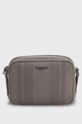 Bolso cruzado BOSS x ASTON MARTIN de punto con ribetes de ante, Gris claro