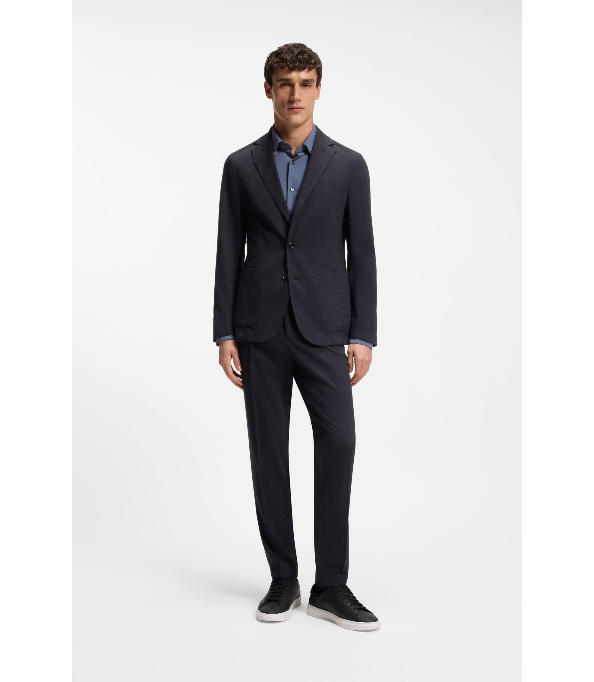 Slim-Fit Hose aus waschmaschinenfestem Woll-Mix, die sich platzsparend verstauen lassen