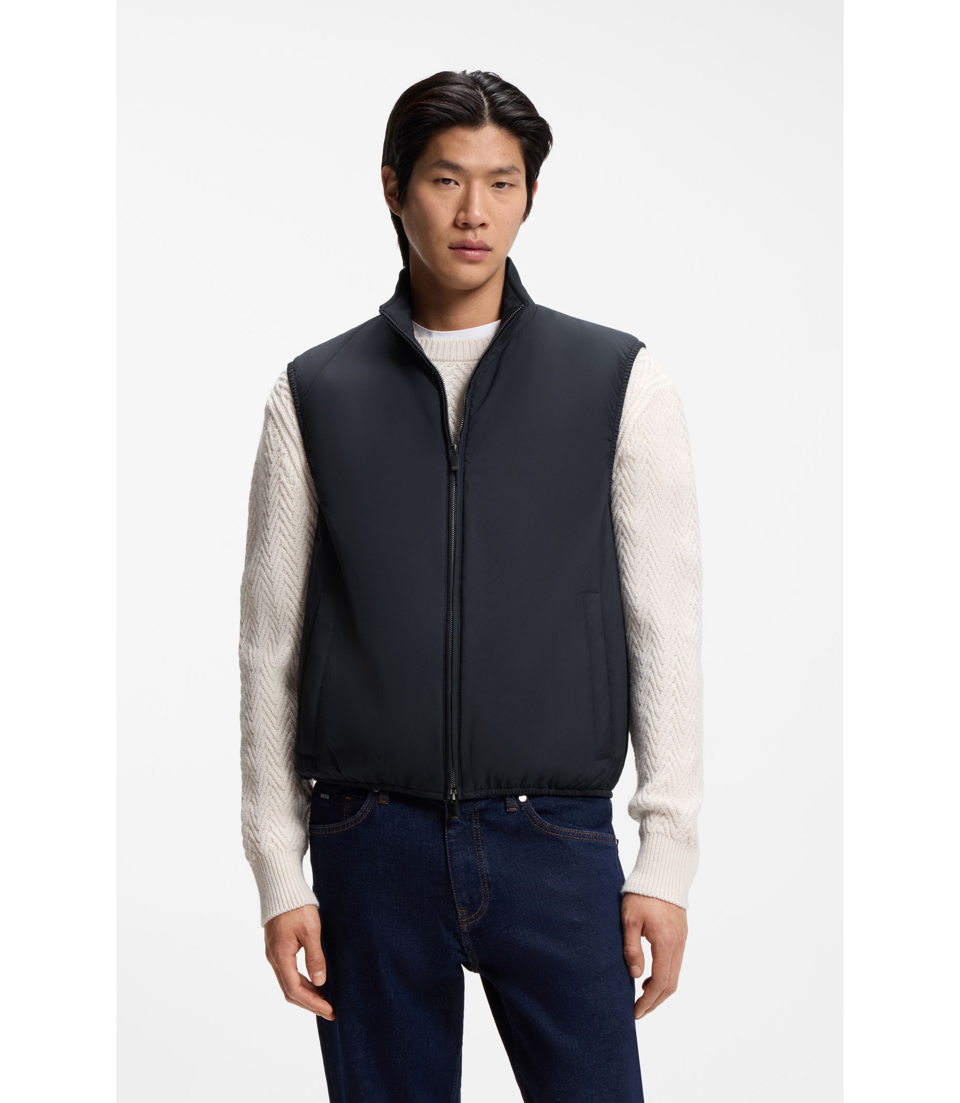 Slim-Fit Weste aus wasserabweisendem Performance-Stretch-Gewebe