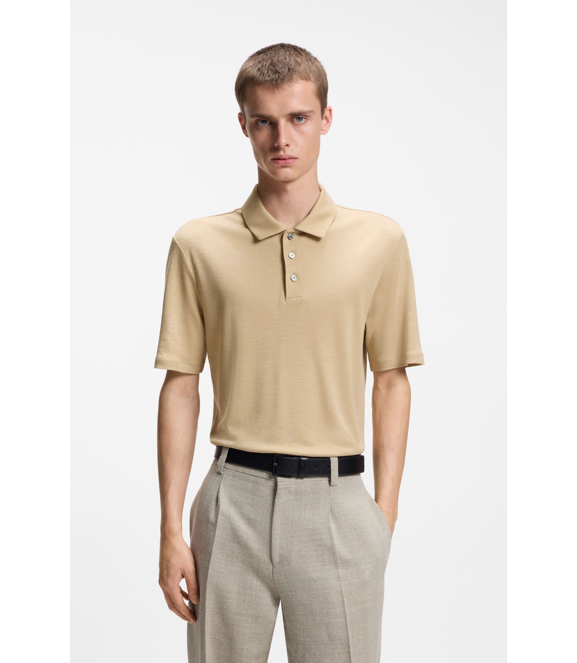 Slim-Fit Poloshirt aus Slub-Interlock