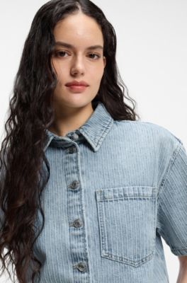 Camicetta relaxed fit a righe in denim rigido, Celeste