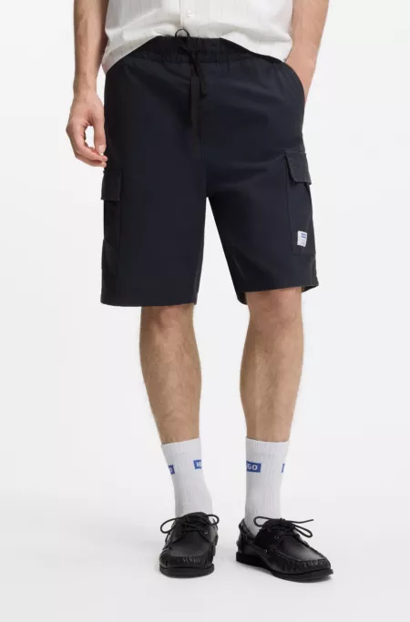 Relaxed-fit shorts in cotton ripstop
