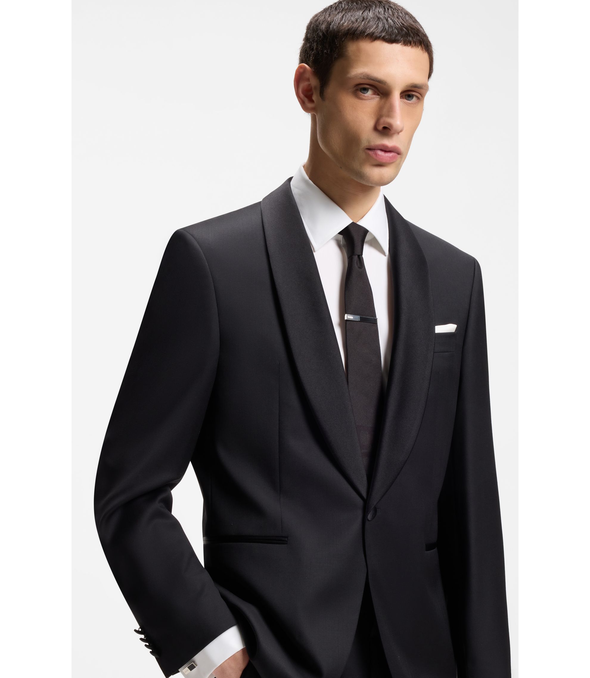 メンズタイピンとラペルピン | HUGO BOSS
