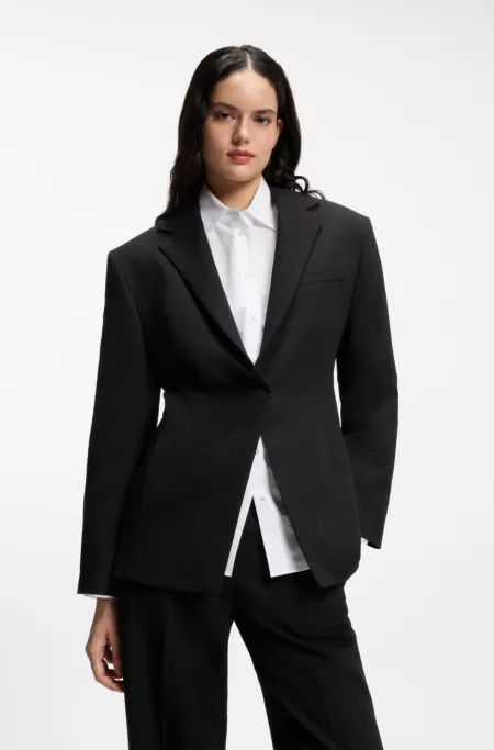 Relaxed-fit blazer in seersucker with chain belt