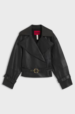 Chaqueta de piel relaxed fit con cintur&oacute;n, Negro