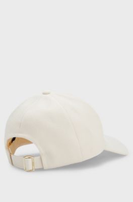 Boucl&eacute; cap with Double B monogram detail, Natural