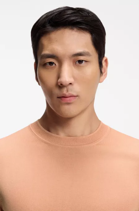 Short-sleeved sweater in silk