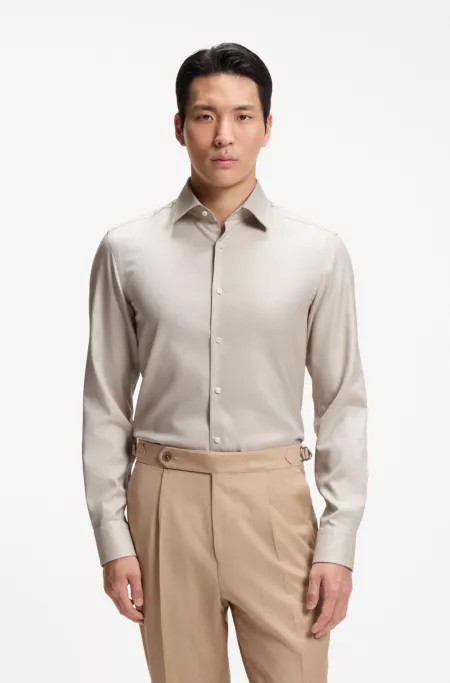Slim-fit shirt in easy-iron cotton twill