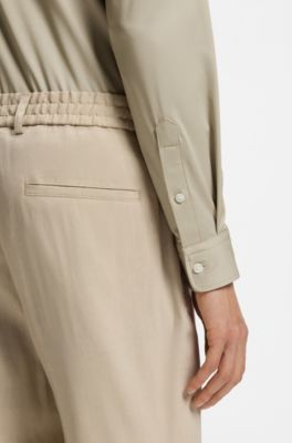 Slim-fit overhemd van gestructureerd hoogwaardig stretchmateriaal, Lichtbeige