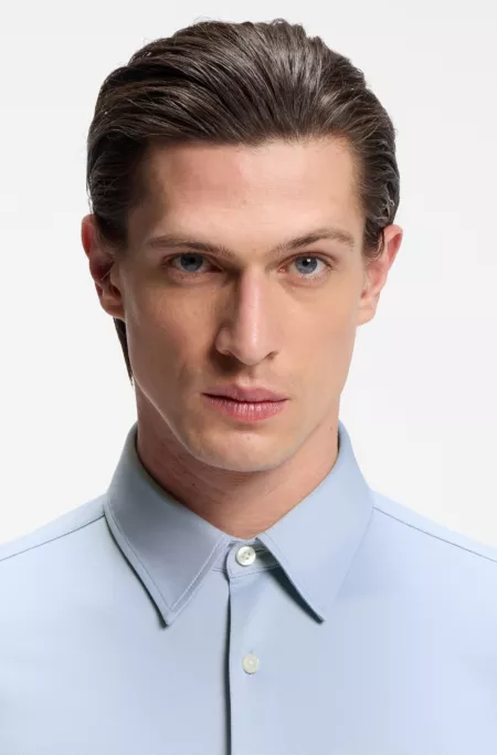 Slim-fit shirt in structured performance-stretch fabric