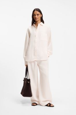 Relaxed-fit blouse with chest pocket, light pink