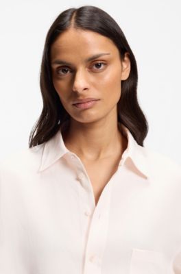 Relaxed-fit blouse with chest pocket, light pink