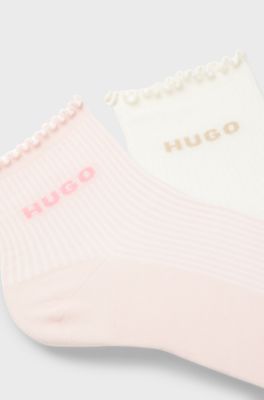Lot de deux paires de chaussettes courtes c&ocirc;tel&eacute;es &agrave; bord laitue, Rose clair