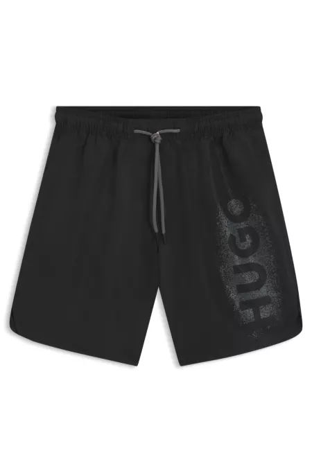 Bañador tipo shorts de secado rápido con logo con efecto espray