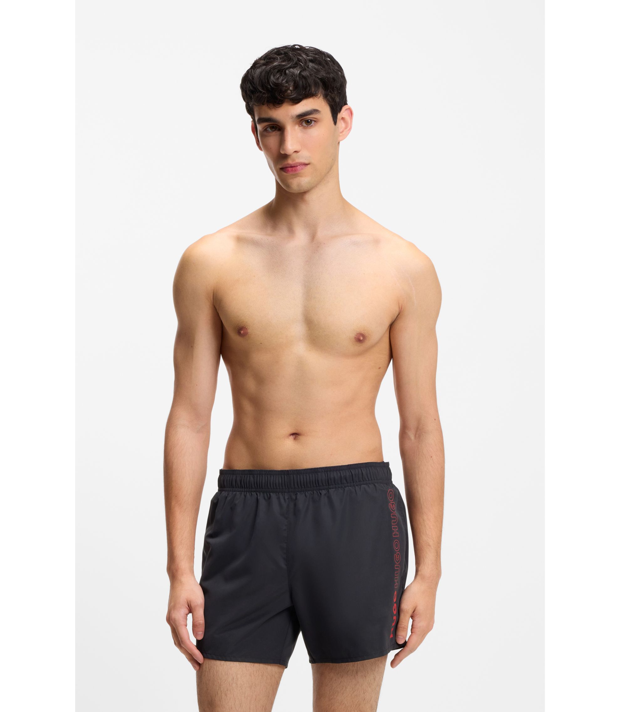 Schnell trocknende Badeshorts mit vertikalem Logo-Print