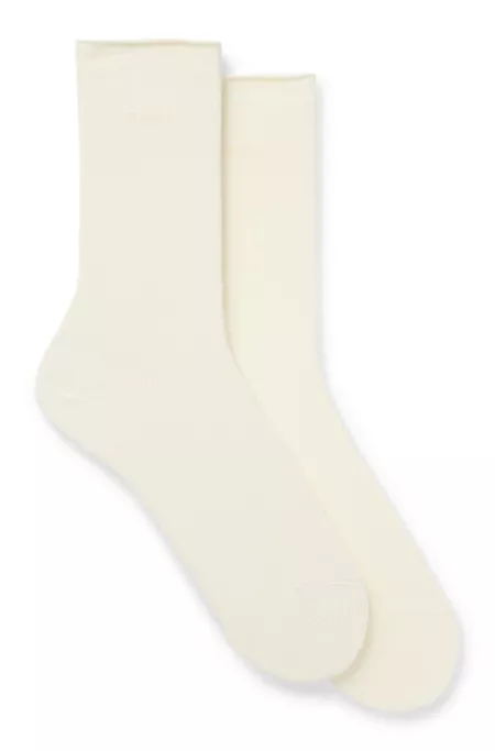 Two-pack of regular-length socks with bamboo