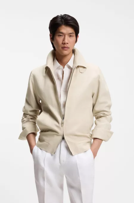 Slim-fit jacket in linen