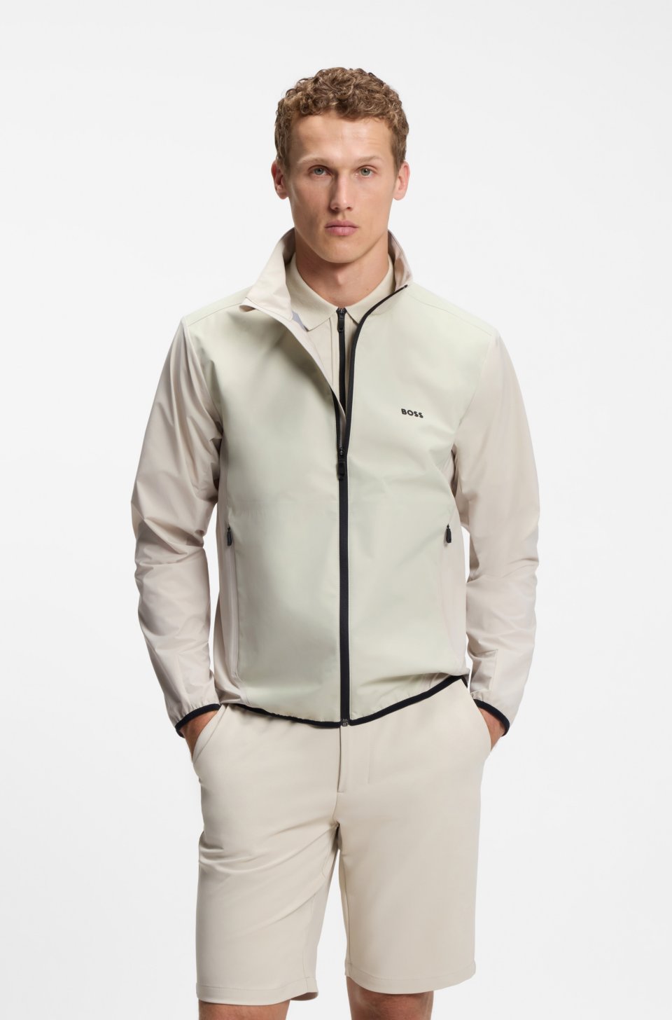 Water-repellent jacket with four-way stretch