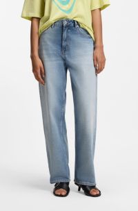 Jean coupe d&eacute;contract&eacute;e en denim rigide bleu, bleu clair