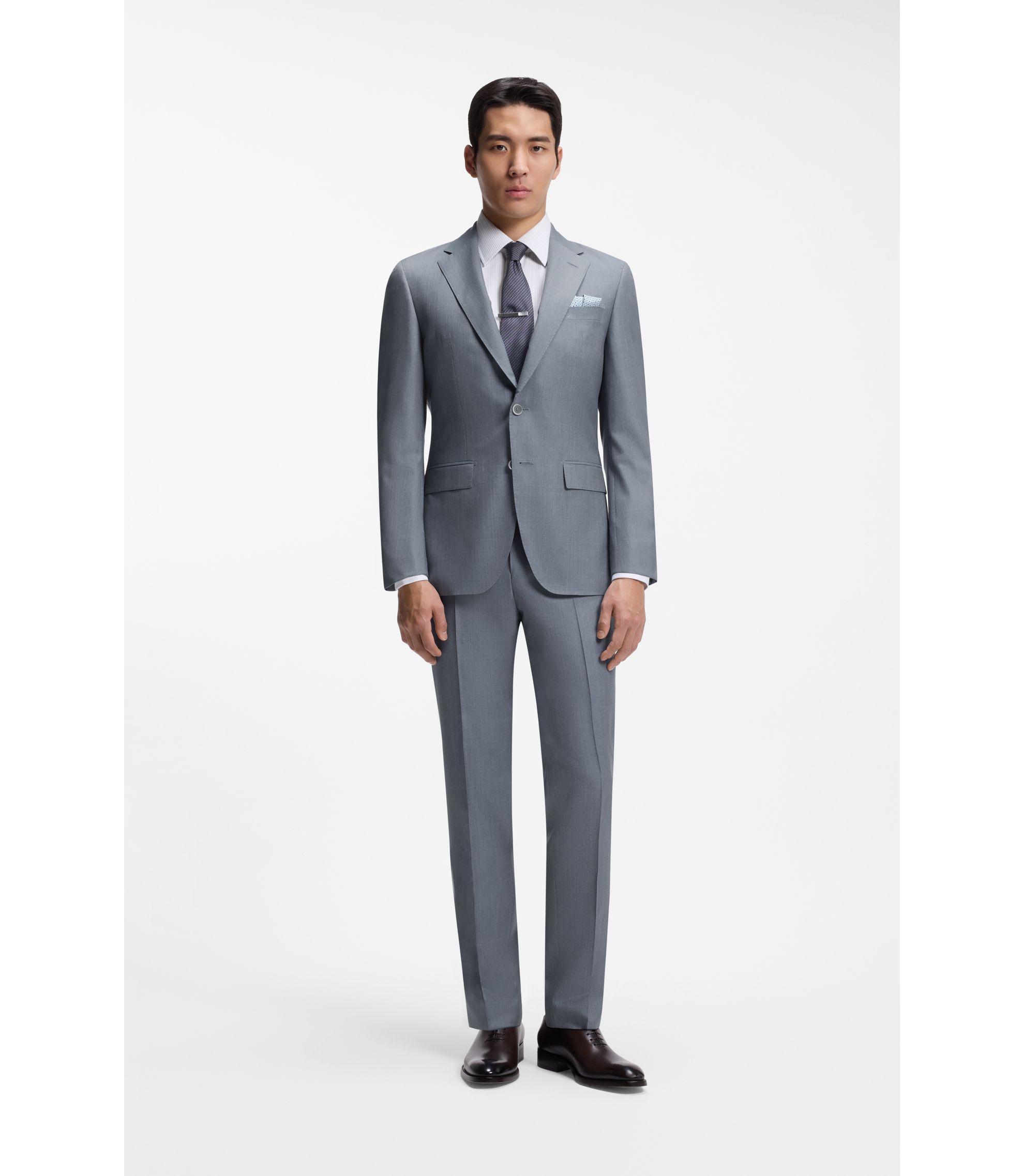 Slim-Fit Zweiteiler aus Wolle und Seide