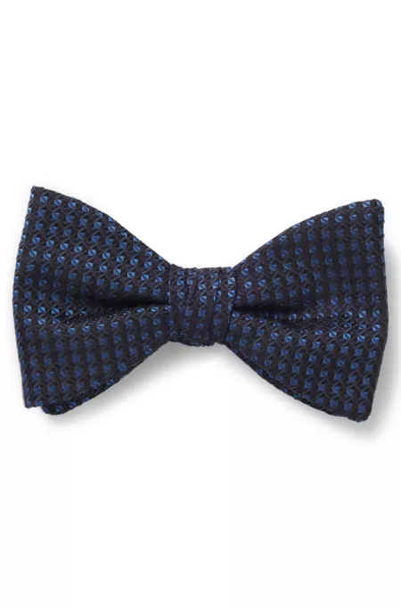Silk bow tie with jacquard pattern