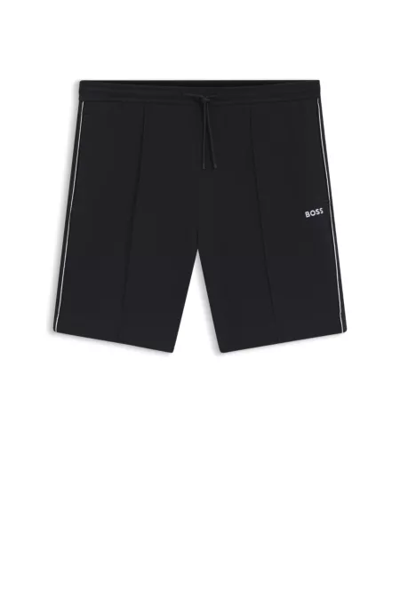 Cotton-blend shorts with piped trims