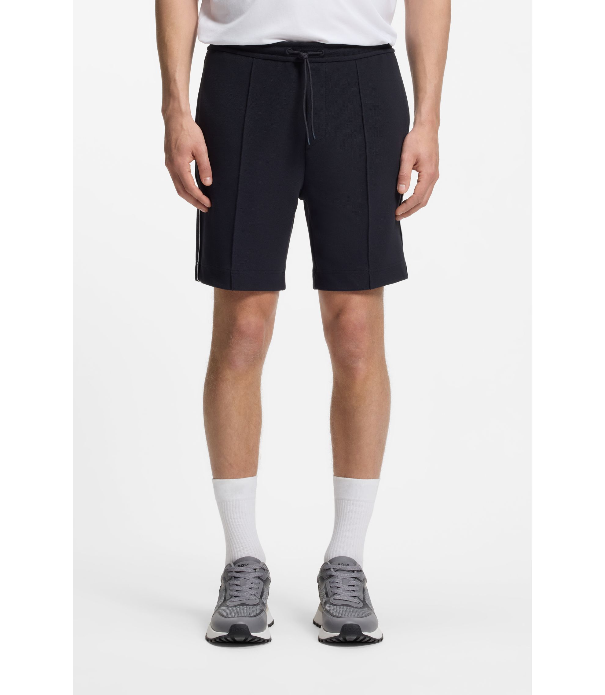 Shorts aus Baumwoll-Mix mit Paspeln