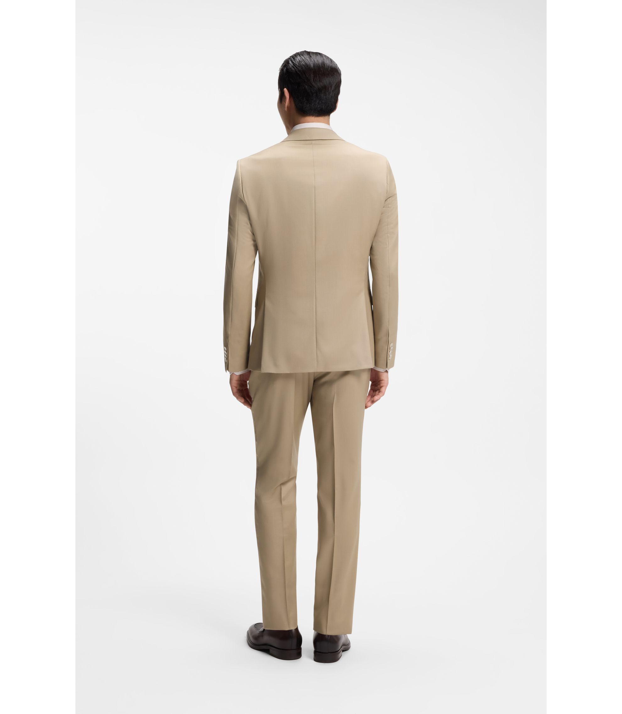 BOSS Guide | Wearing Suits in Summer | HUGO BOSS