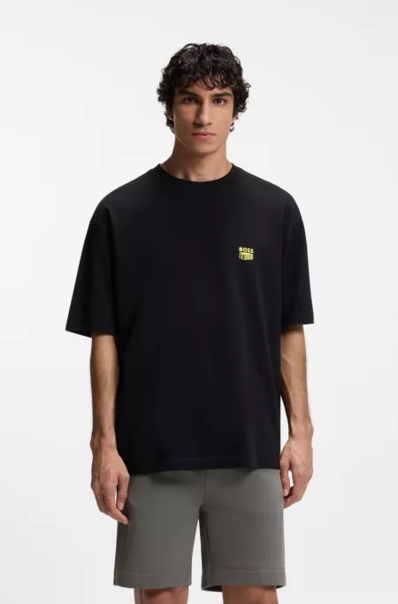 Camiseta de punto de algodón con ilustración brutalista