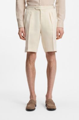 Bermuda con fit affusolato in lino con pieghe sulla parte anteriore, Beige chiaro
