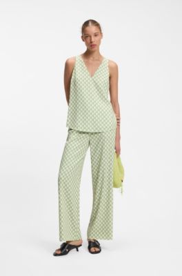 Geometric-print sleeveless top with sequins, Light Green