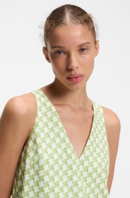 Geometric-print sleeveless top with sequins, Light Green