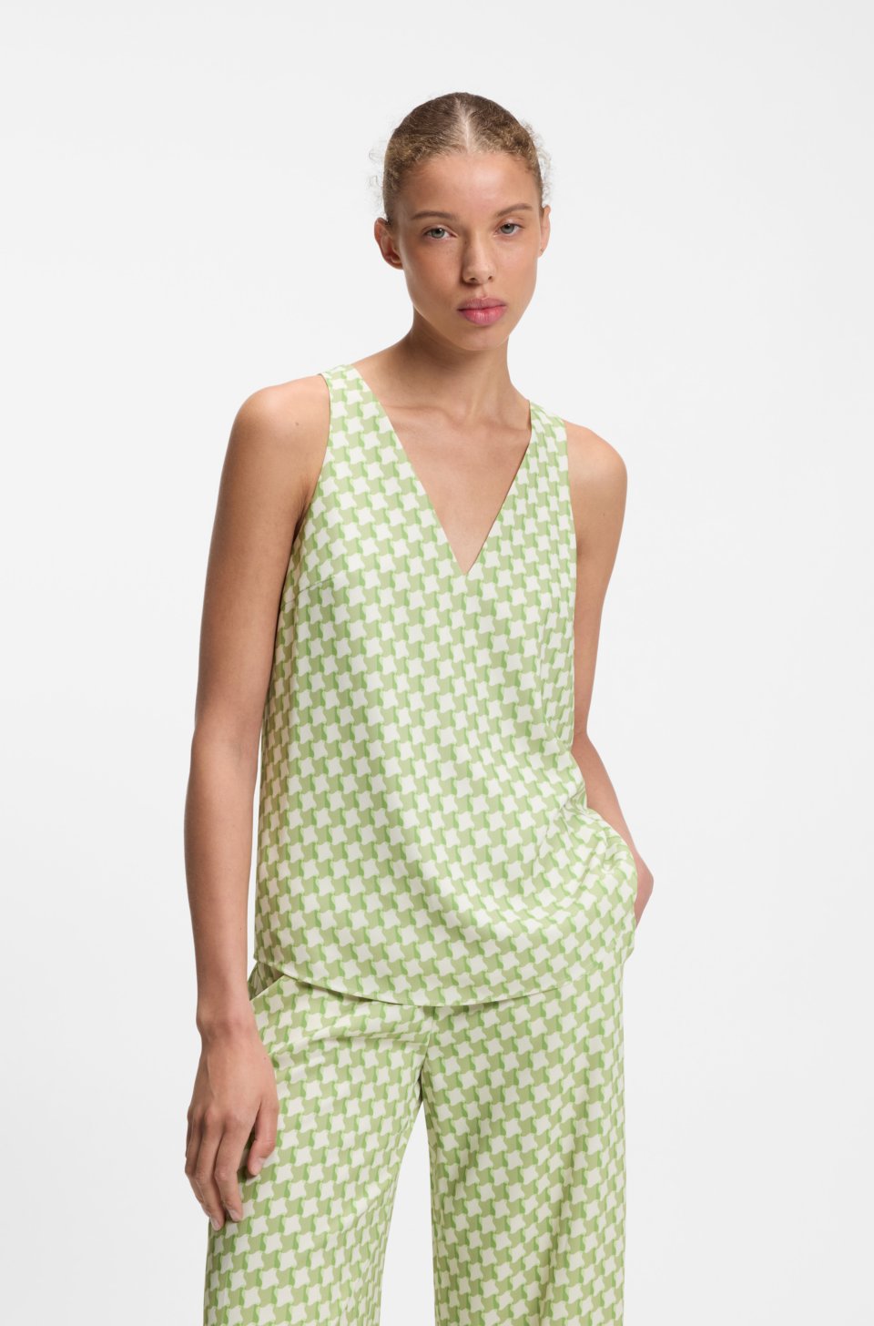 Geometric-print sleeveless top with sequins