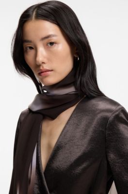 Chiffon shawl with logo rivet, Patterned