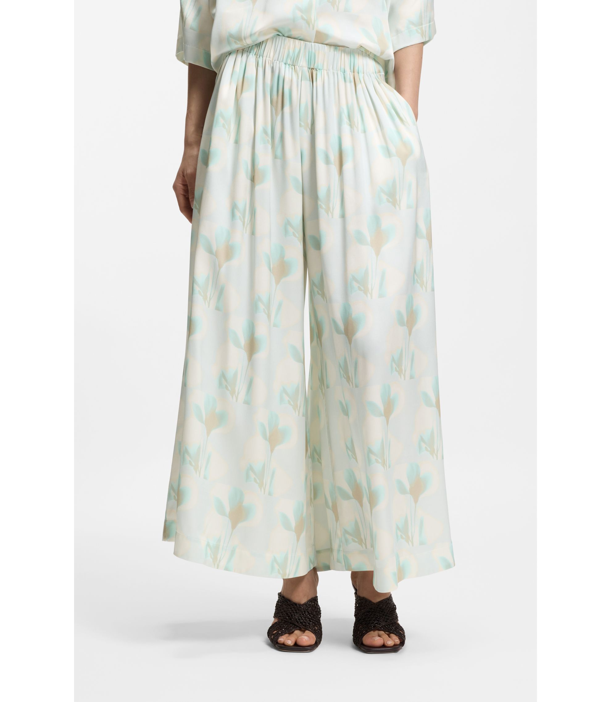 Oversized-Fit Hose mit weitem Bein und Blumenprint