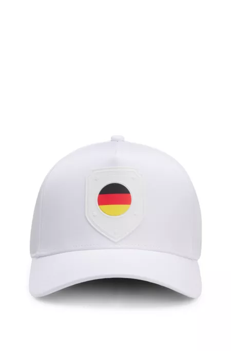 Logo cap in lustrous twill with country-flag badge
