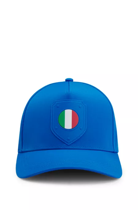 Logo cap in lustrous twill with country-flag badge