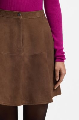 Gonna in pelle scamosciata dalla linea svasata, Marrone