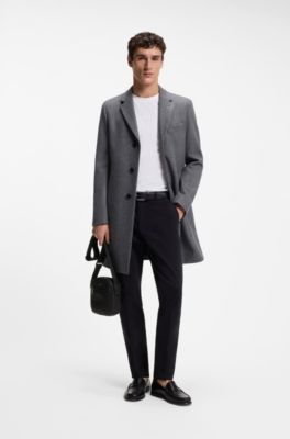 Bolso mensajero con detalles de monograma, Negro