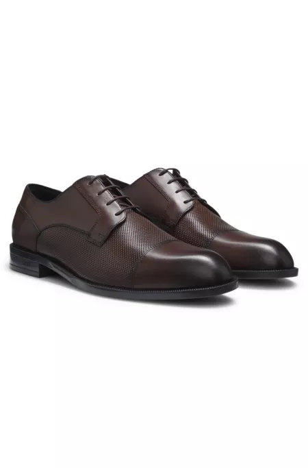 Chaussures derby en cuir à bout droit