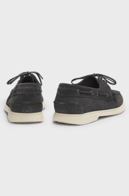 Boat shoes in suede with contrast sole, Dark Grey