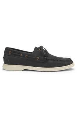 Boat shoes in suede with contrast sole 3