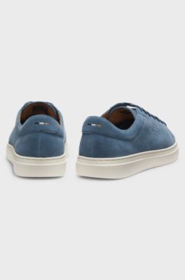 Sneakers aus Veloursleder mit Logo-Pr&auml;gung, Blau