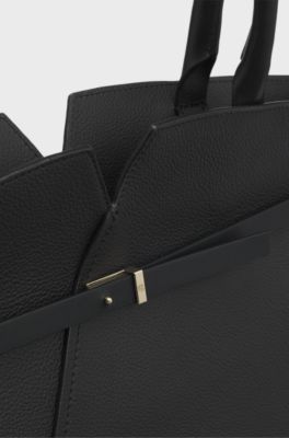 Cabas BOSS Revers en cuir avec d&eacute;tail de ceinture, Noir