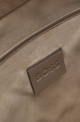 Revers tote bag in leather with belt detail 5