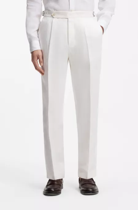 Relaxed-fit trousers in linen with front pleats