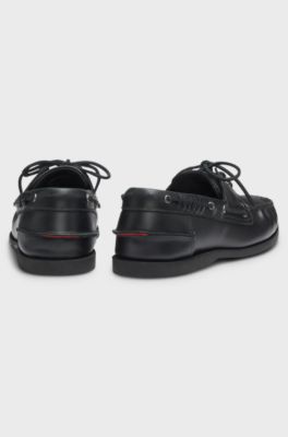 Leather boat shoes with lacing detail, Black