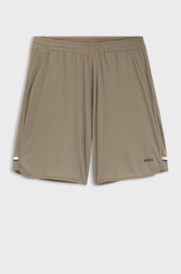 Active Shorts aus Stretch-Gewebe mit Taschen aus Mesh, Hellbraun